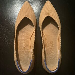 Rothy's Tan Flats Sleek Design Comfortable Fit
